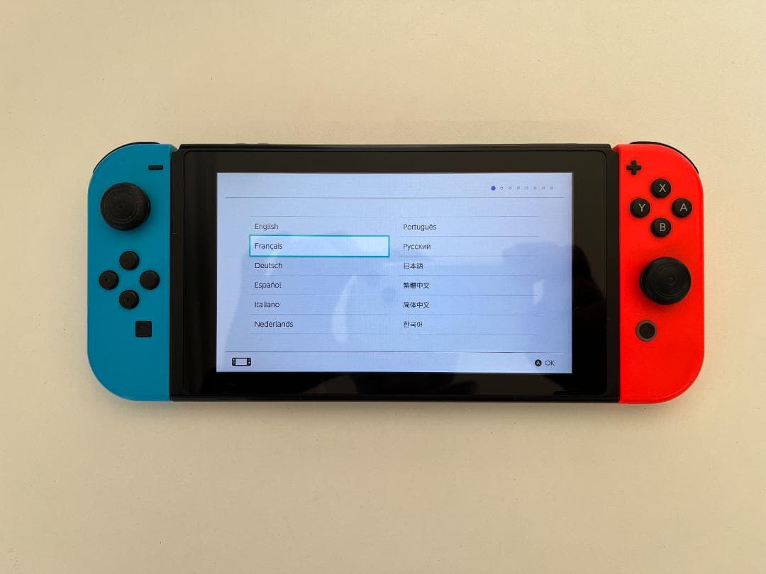 Nintendo Switch 青/赤