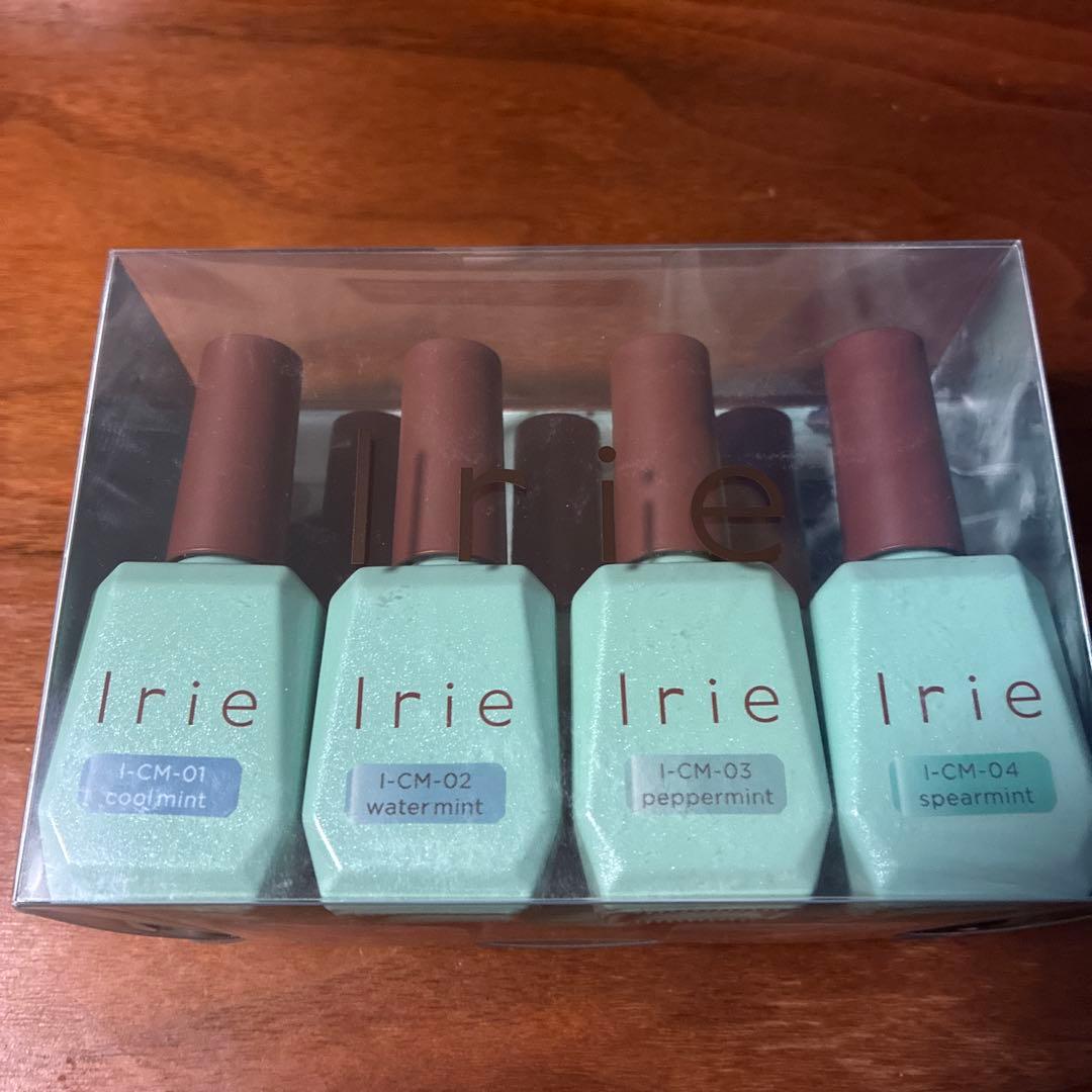 ジェルネイル・ネイルシール miu