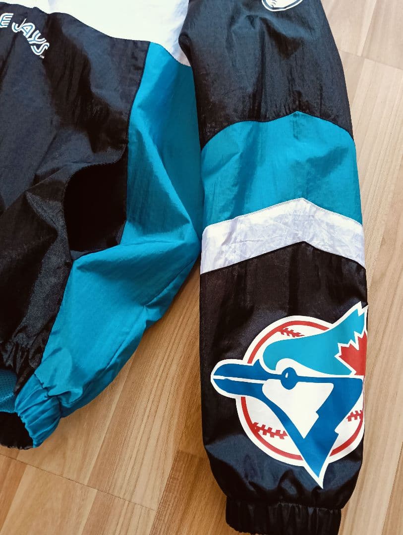 ミッチェルアンドネス MLB トロント ブルージェイズ フード付き