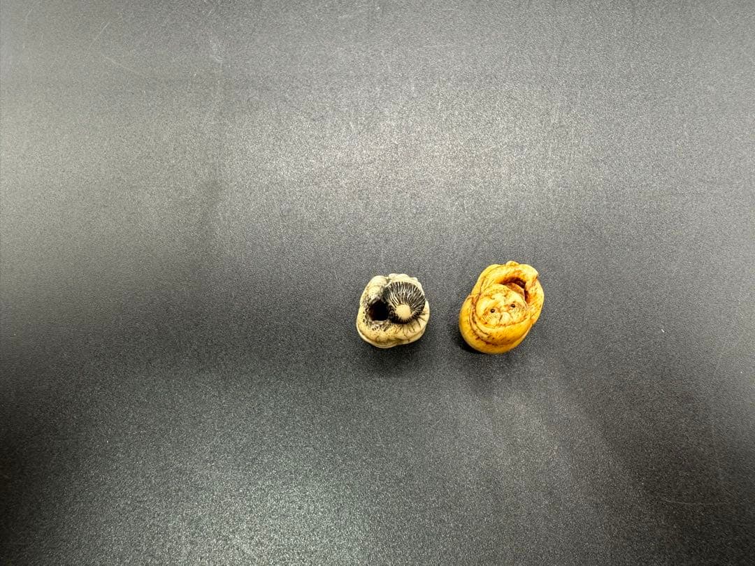 緒締　緒締玉　2点　だるま　天然材質　骨董古美術