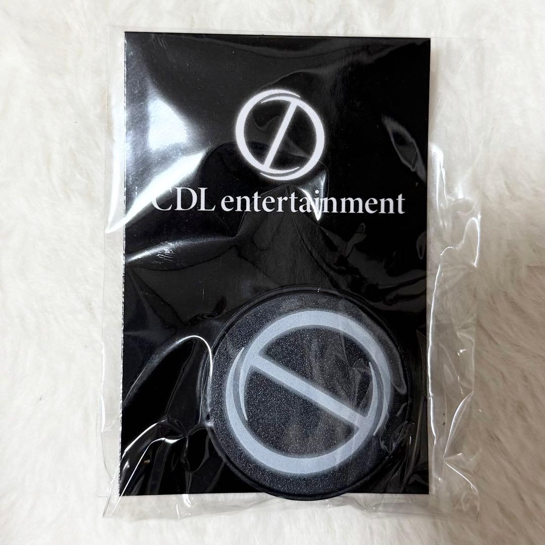 新品未使用】登坂広臣 ØMI CDL スマホグリップ - メルカリ