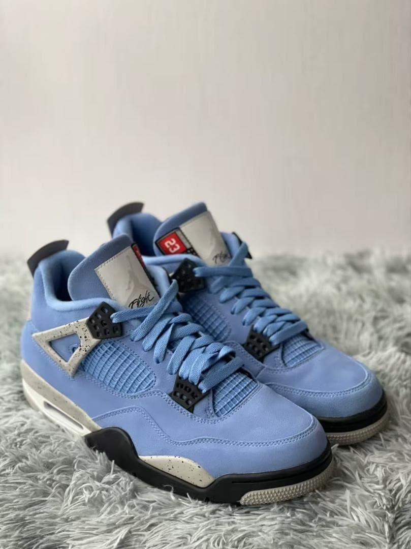 靴 Nike Air Jordan 4 \