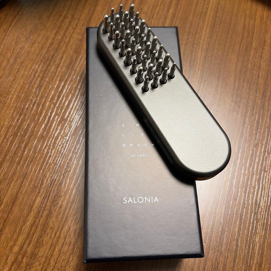 サロニア　SALONIA EMS LIFT BRUSH 3Dケア
