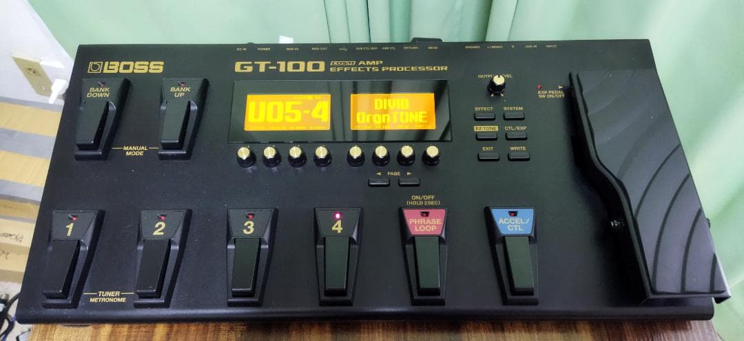 BOSS GT-100 Ver,2 ギターエフェクター