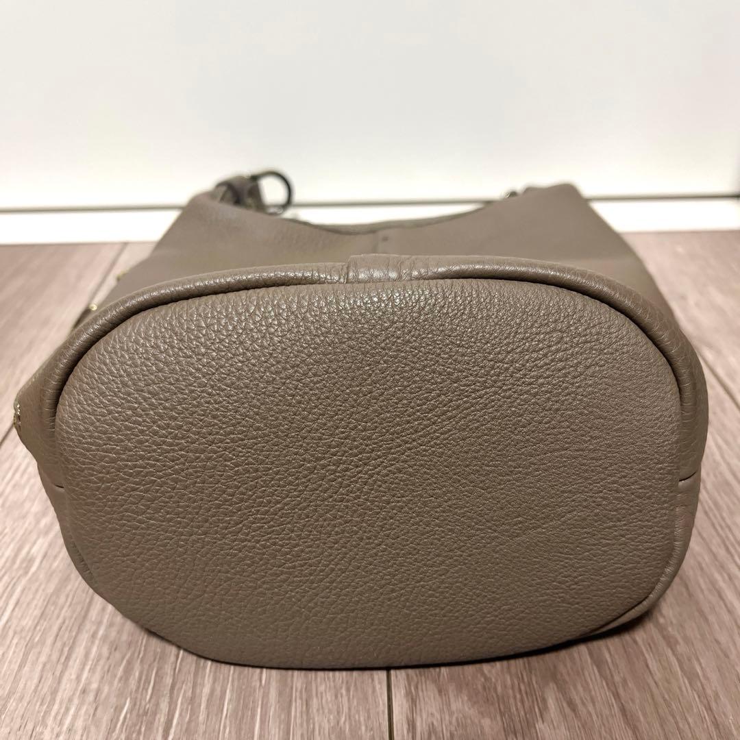 ◽️マヌー Keg pouch ケッグポーチ エルメス革 グレージュ・茶 - メルカリ