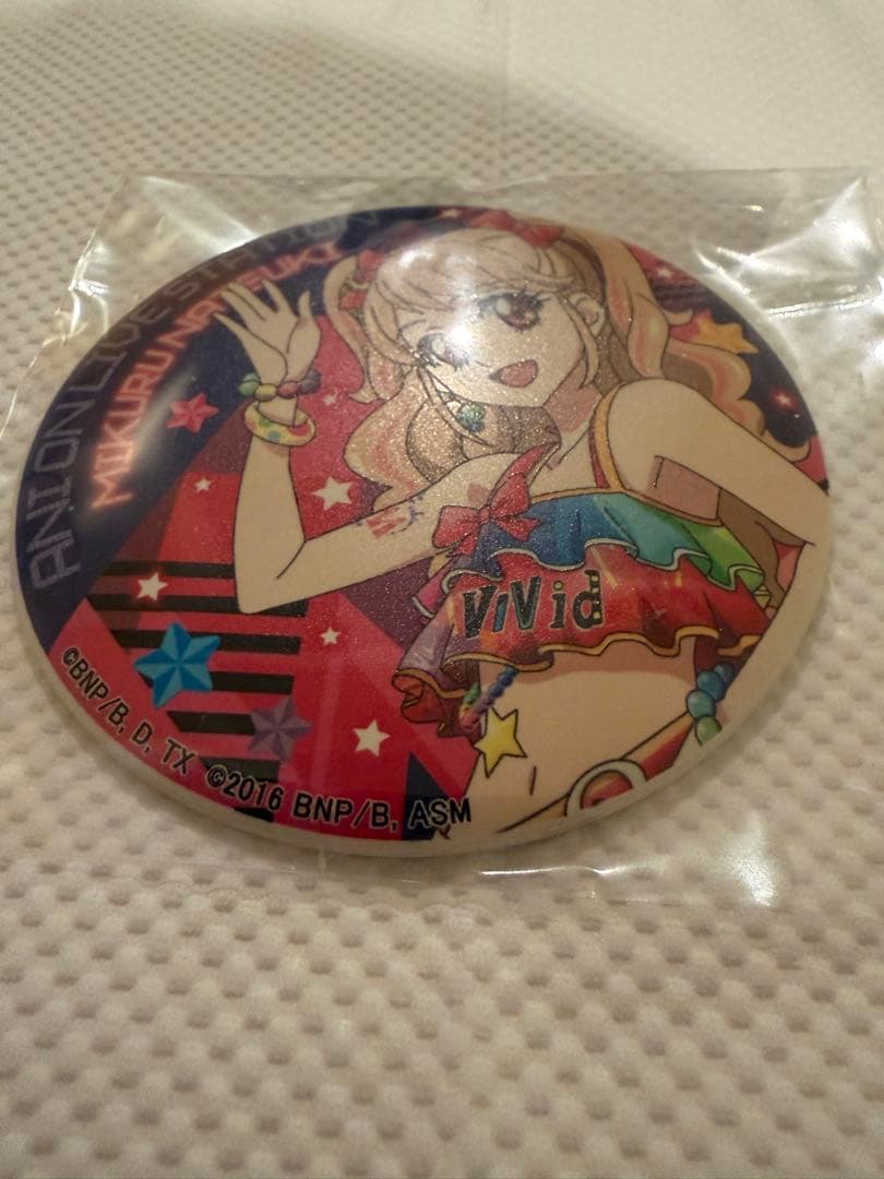 夏樹みくる】アイカツ アニON マグネット付きバッジ - メルカリ