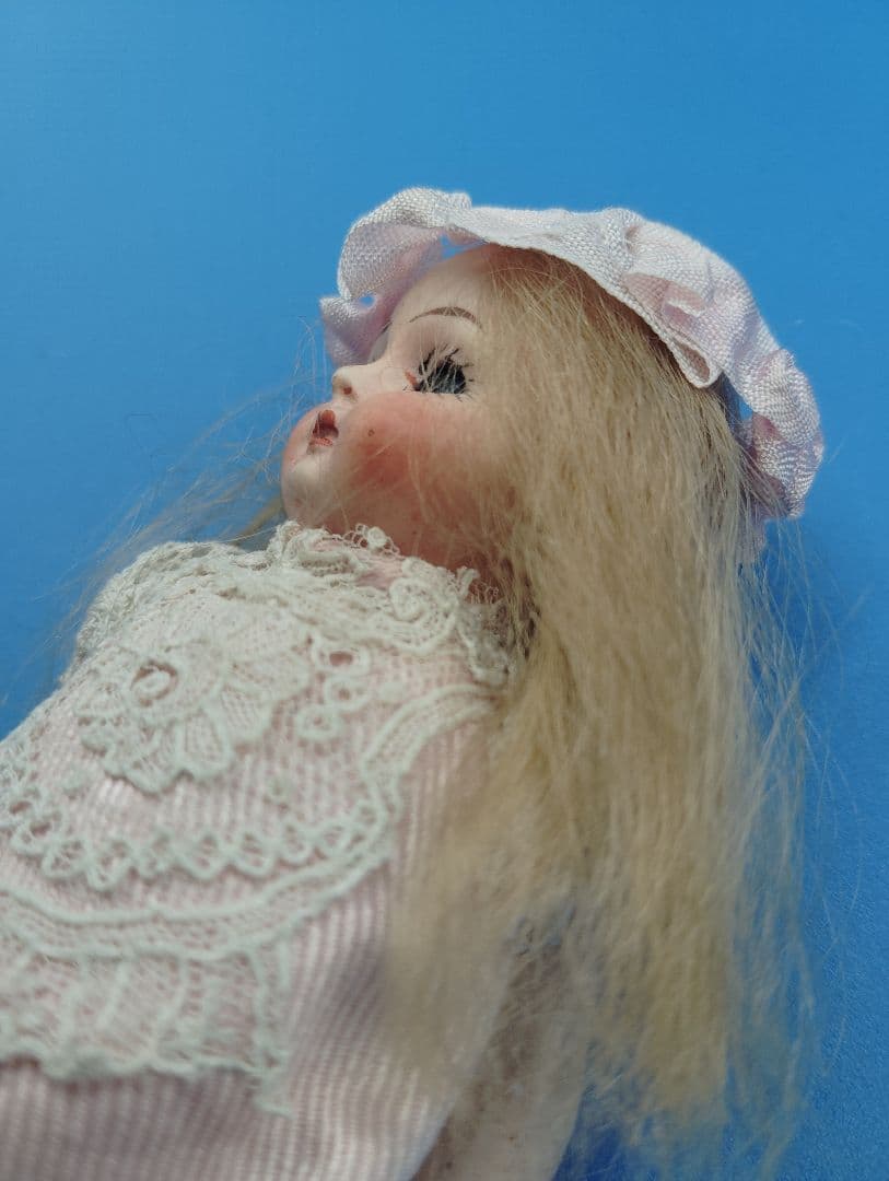 アンティークビスクドール ミニョネット オールドビスクドール - メルカリ