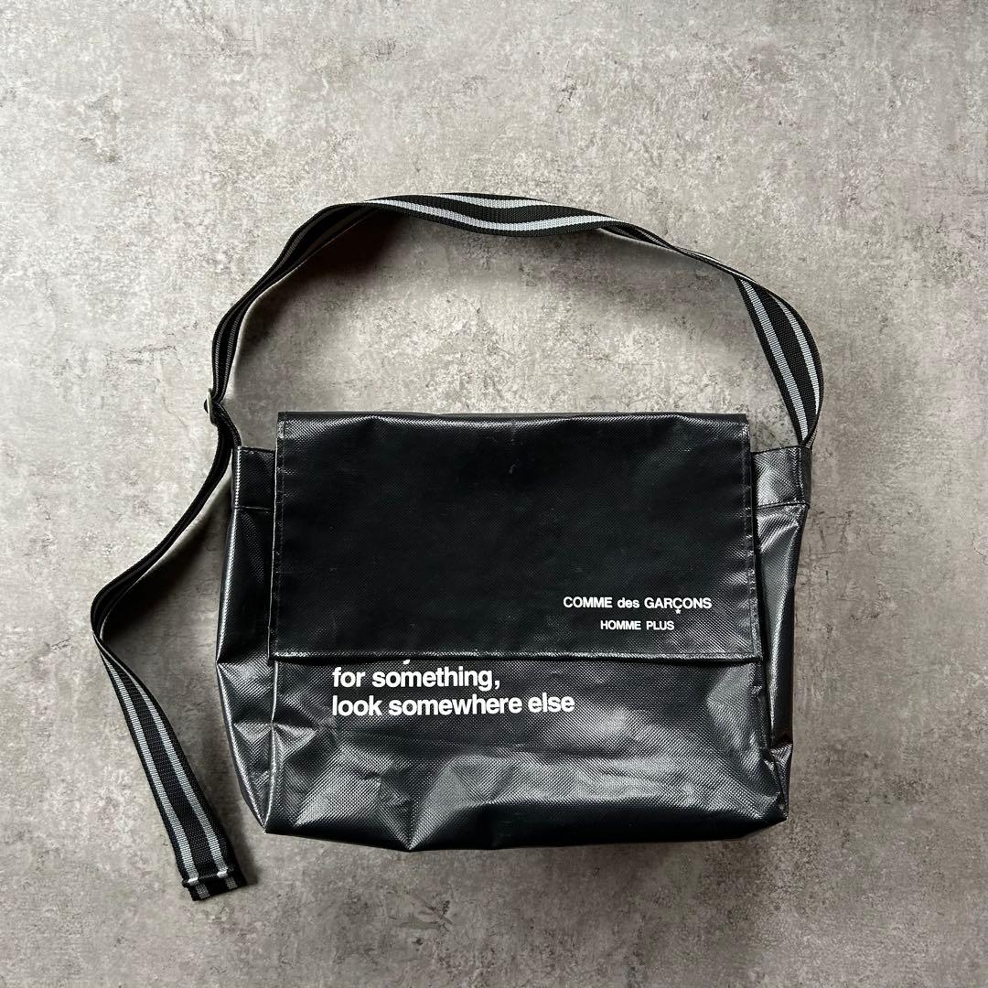 コムデギャルソンオム メッセンジャーバッグ ブラック 塩化ビニール
