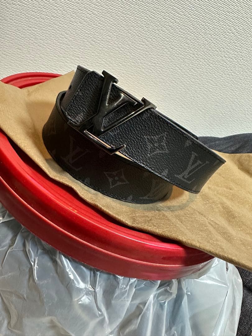 ルイ・ヴィトン　エクリプスLVバックル