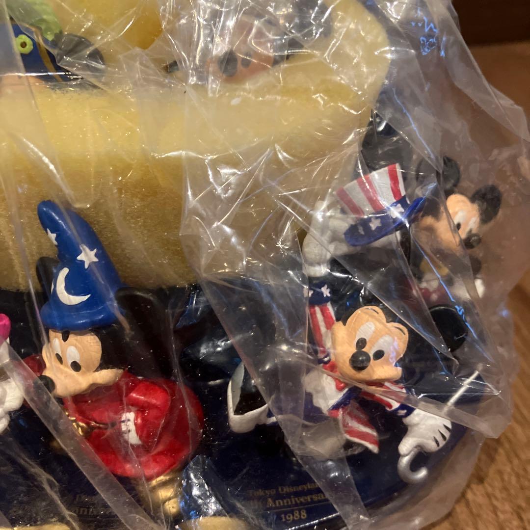 新品》東京ディズニーリゾート30周年記念 歴代ミッキーフィギュアリン