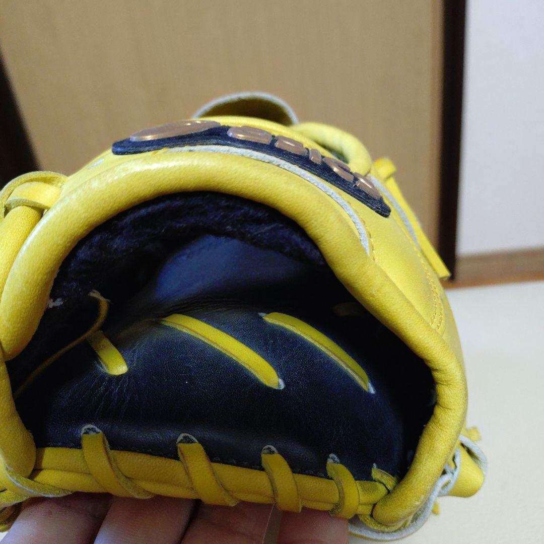 アシックス 涌井モデル 一般軟式用グローブ 良品 - メルカリ