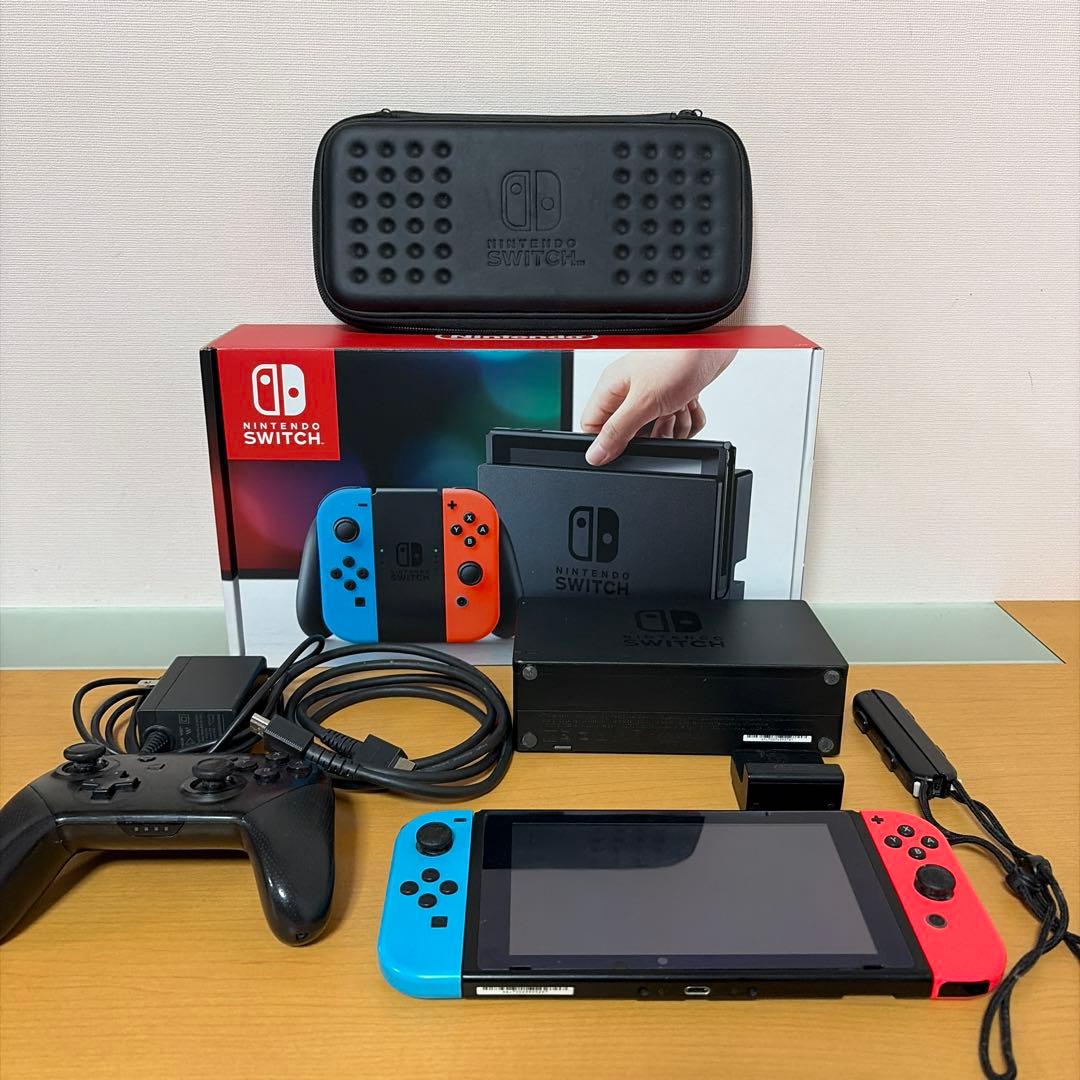 【純正プロコン付属】 Switch 本体 ＋ 付属品 箱あり 任天堂（Nintendo） Nintendo Switch本体 Joy-Con (L) / (R) グレー