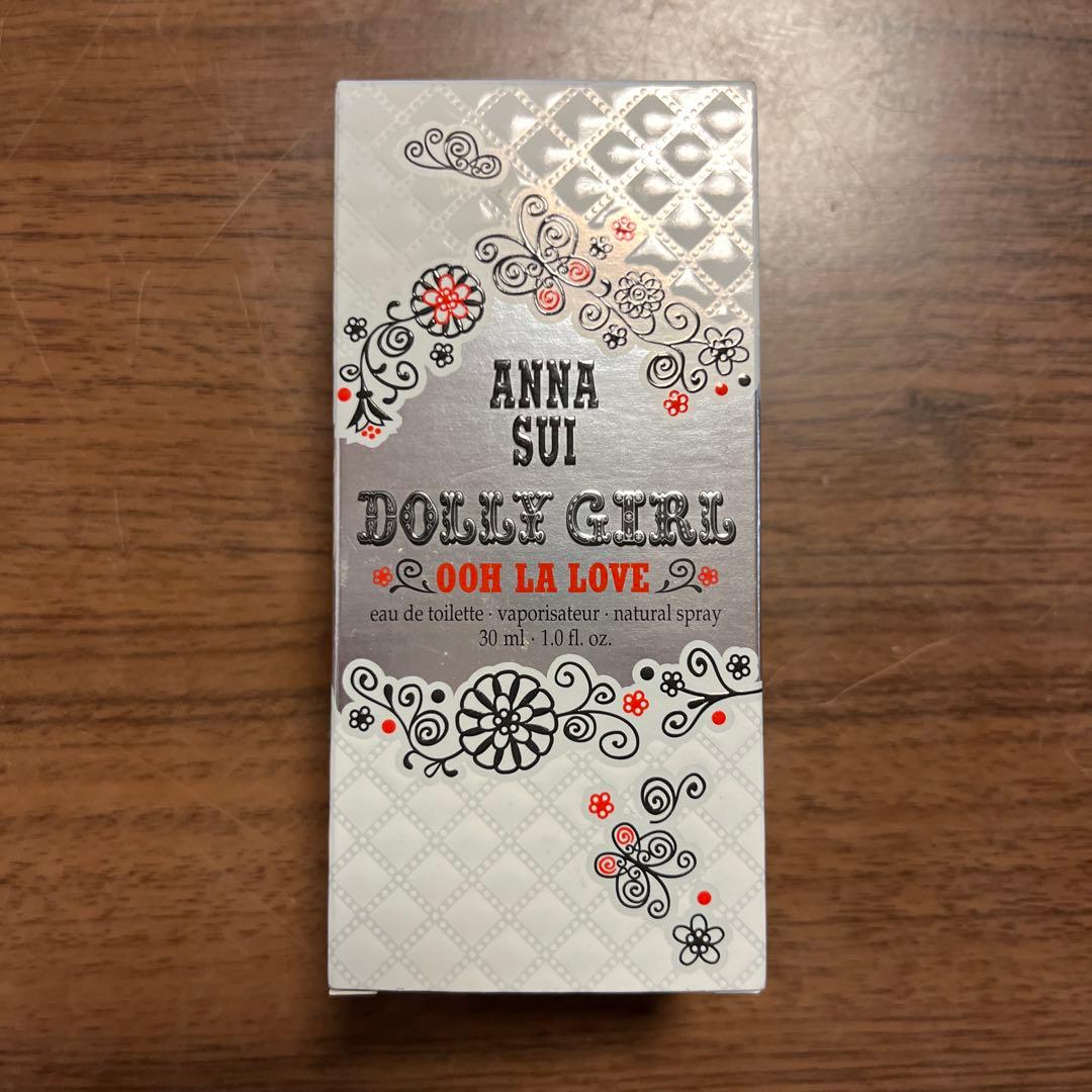 廃盤商品 ANNA SUI DOLLY GIRL OOH LA LOVE