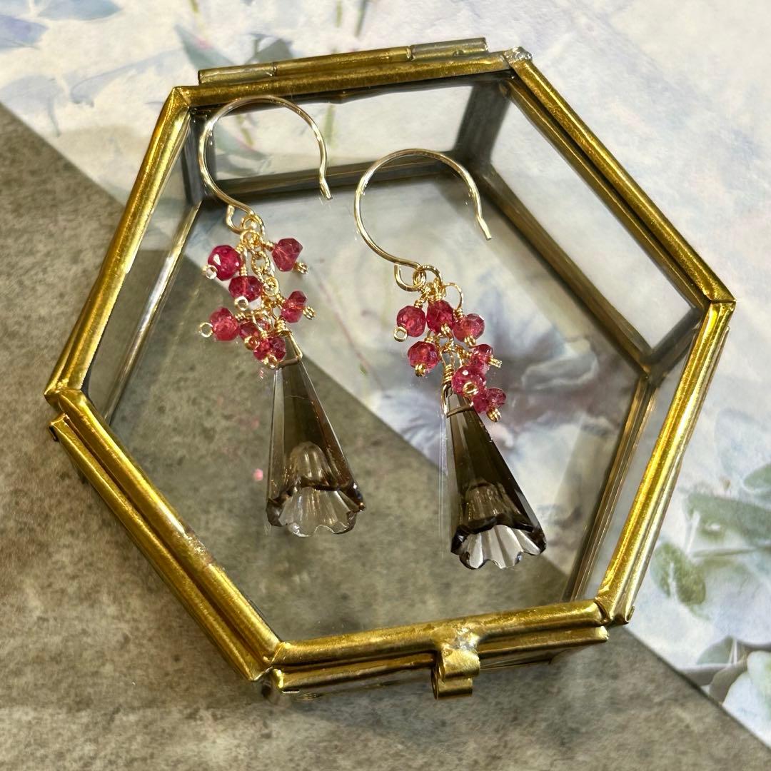 専用✳︎カービングスモーキークォーツ他　14kgf　天然石ピアス/イヤリング