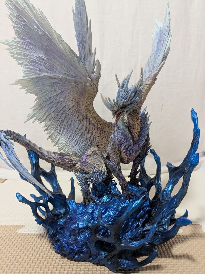 あ*く様 モンスターハンター CFB クリエイターズモデル イヴェルカーナ フィ カプコンフィギュアビルダー （CFB）クリエイターズモデル 冰龍
