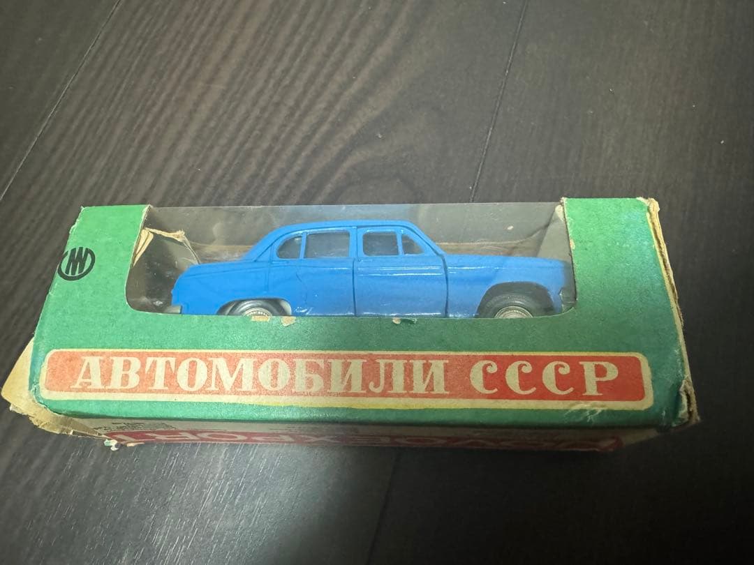 NOVOEXPORT 青色自動車モデル　1:43 A7 403