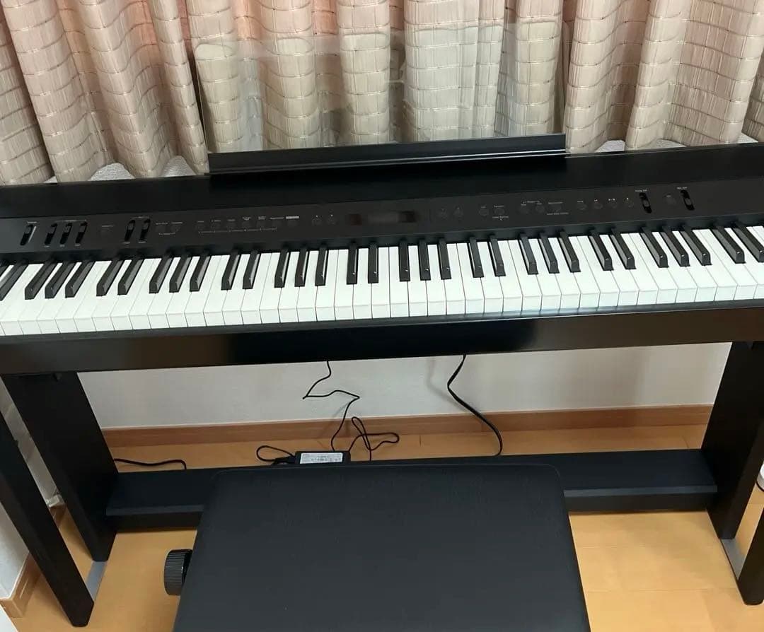 [引き取り限定] ローランドFP-90X(23年製)