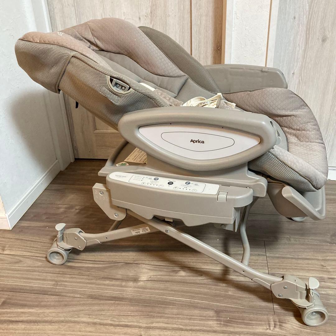 アップリカ ユラリズム オート プレミアム ムーンロックBR 電動 - メルカリ