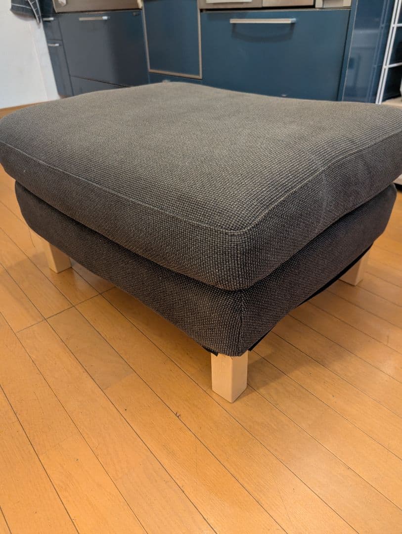 【美品】IKEA イケア　カルルスタードオットマン　CARB P2 美品】IKEA イケア カルルスタードオットマン CARB P2 - メルカリ