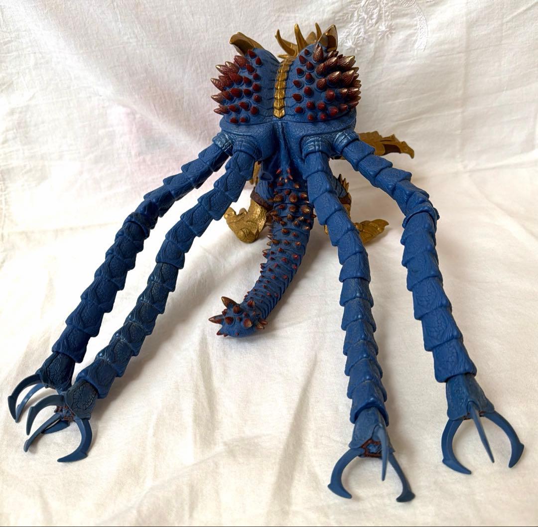 ウルトラマンメビウス & ウルトラ兄弟 Uキラーザウルス 2006 - メルカリ