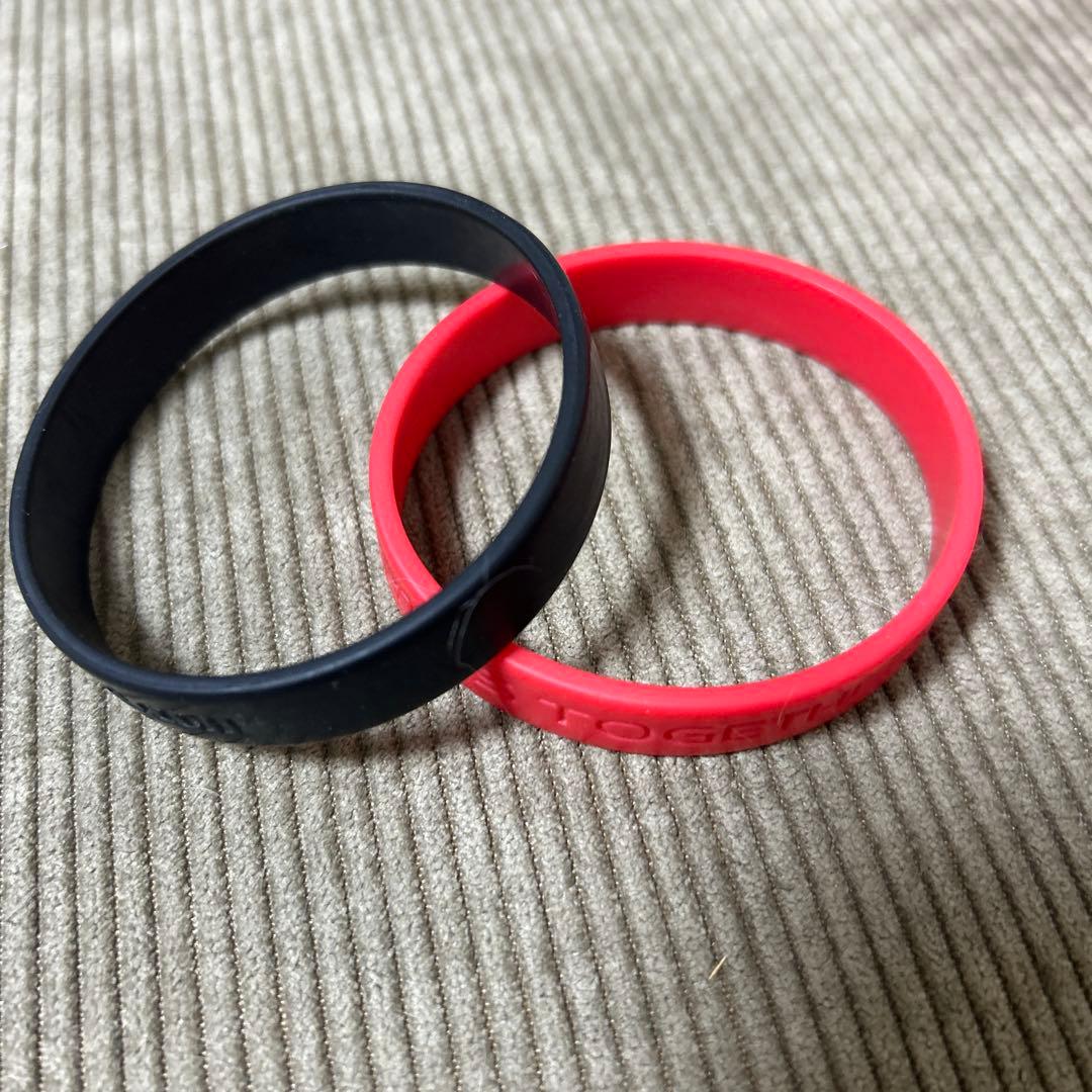 UVERworld ラバーバンドNeo SOUND WAVE 限定品 2点セット - メルカリ