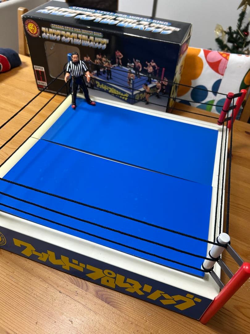 ストロングスタイルプロレスリング レスラー35人 フィギュア付き