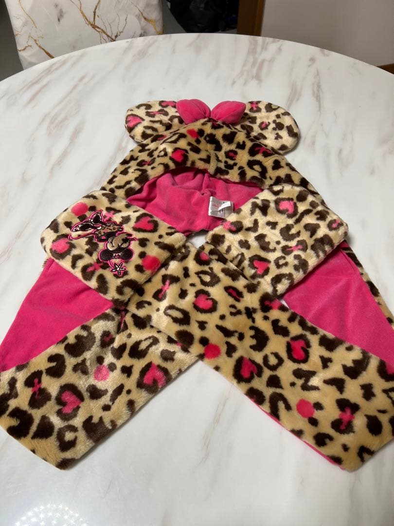 【美品】 ミニー マフラーキャップ ヒョウ柄 ミニーヒョウ柄マフラーキャップ - メルカリ