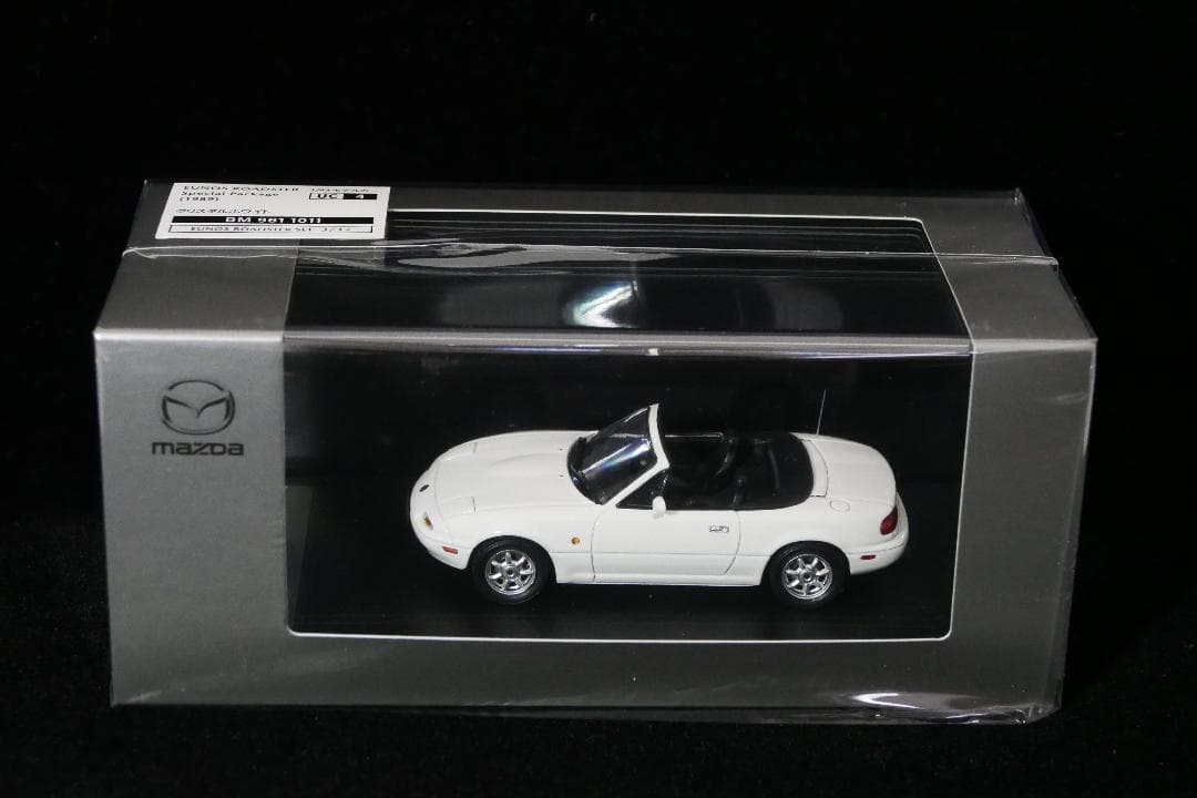 ユーノスロードスター 1/43モデルカー白（マツダコレクション）