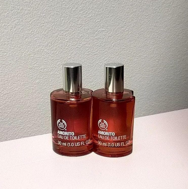 未使用品廃盤香水　ザボディショップ　オードトワレ 30ml 　アモリト２本セット