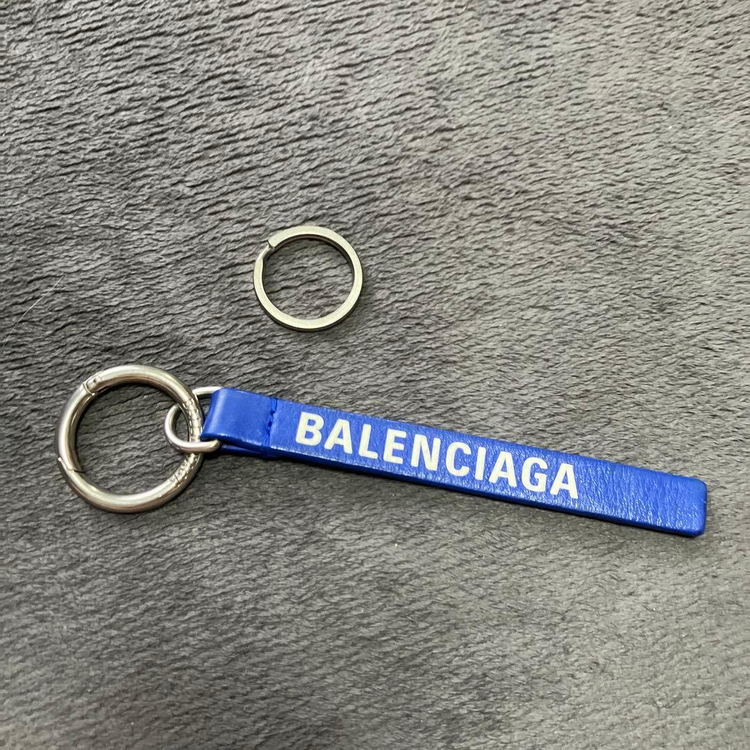 バレンシアガ　ストラップ　キーホルダー　キーリング　青