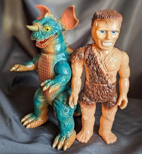 フランケンシュタイン＆バラゴン（マーミット）ソフビフィギュア2体