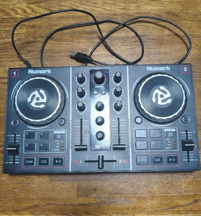 Numark DJコントローラー Party mix 2チャンネル - メルカリ