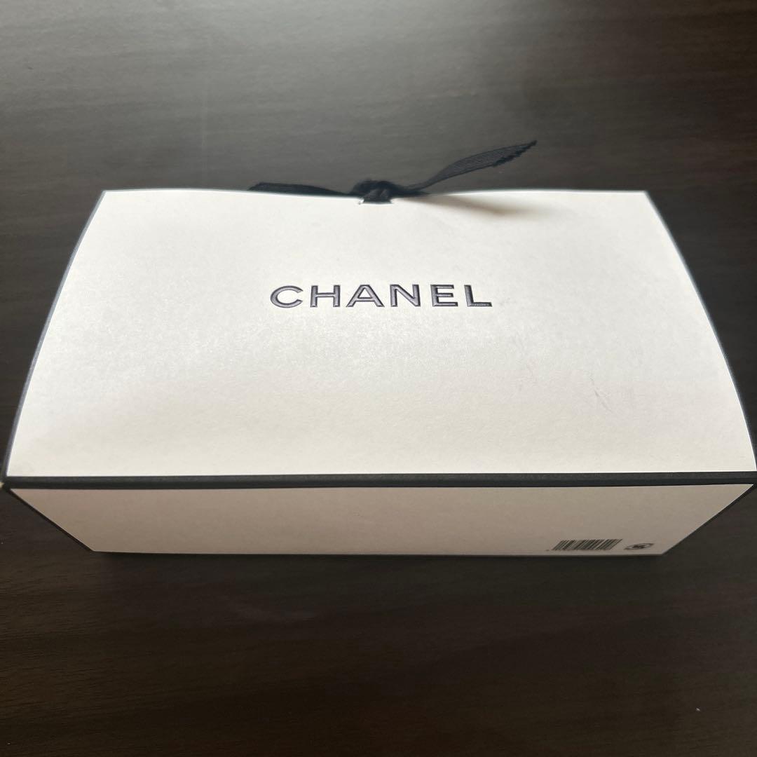 CHANEL　ハンドクリーム　ラクレームマン　50ml しっとりタイプ