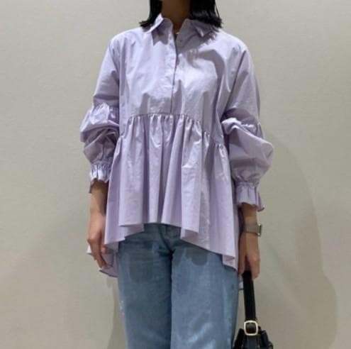 ミラオーウェン　シャツ衿ボリュームブラウス Mila Owen（ミラオーウェン）の「シャツ衿ボリュームブラウス（シャツ