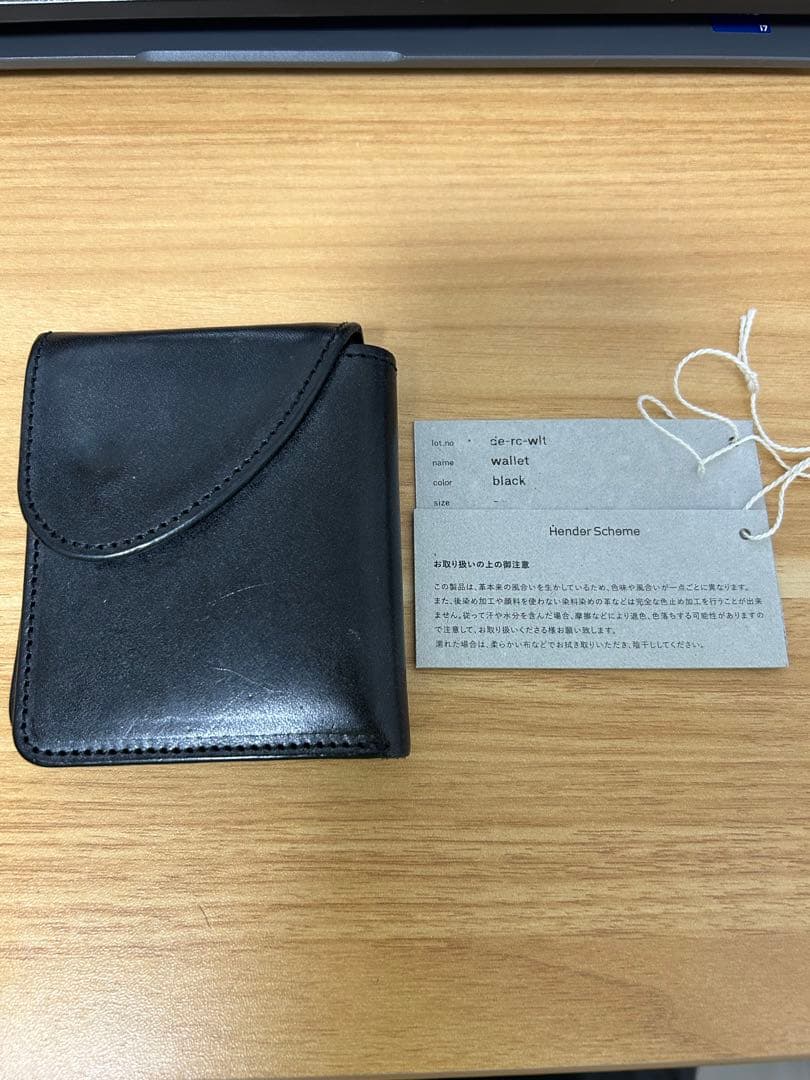 Hender scheme wallet black 二つ折り財布 数回使極美品 - メルカリ