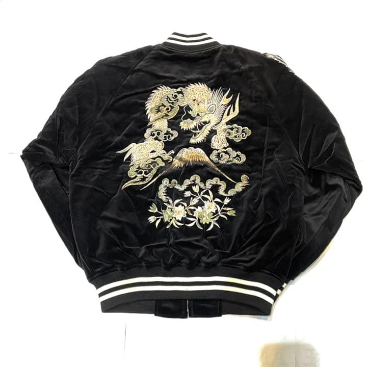 SUGA (BTS) 着用 ベロアスカジャン 刺繍 龍 希少 レア Fサイズ - メルカリ