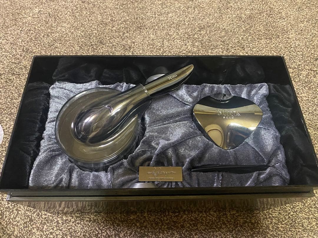 MDNA SKIN マドンナスキン　リジュビネーター クローム