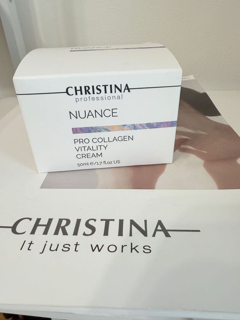 クリスティーナ　NUANCE ニュアンス　プロコラーゲンバイタリティクリーム