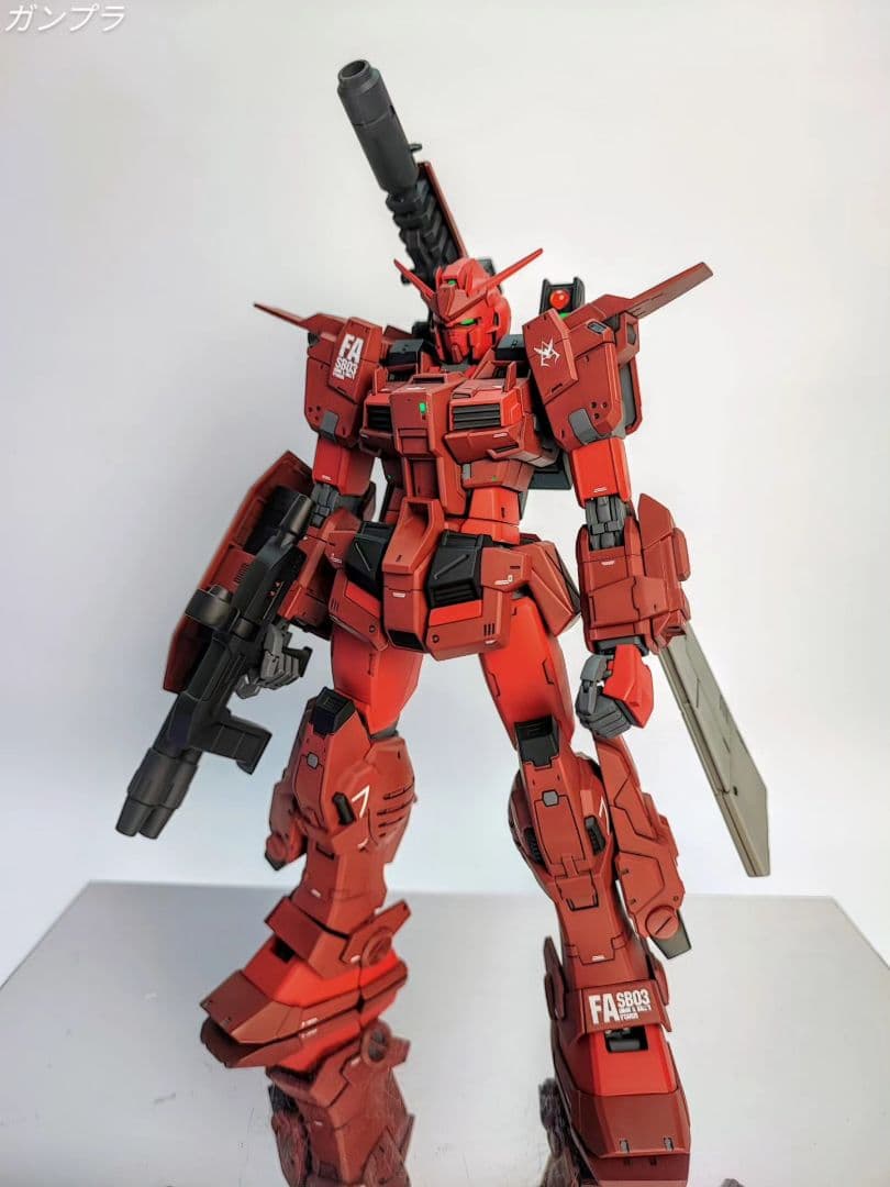 MGシャア専用 フルアーマーガンダム ガンプラ完成品