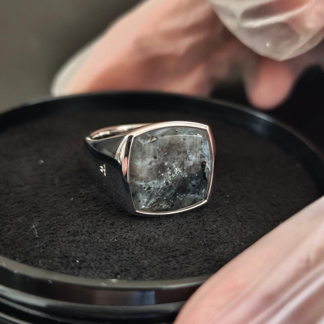 1点もの現品」 サイズ60(約20号) トムウッド ラルビカイト クッション