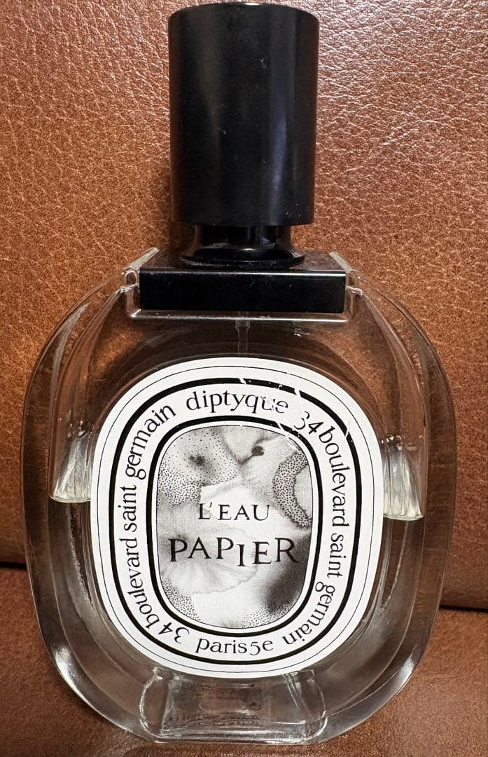 デップテック　オードトワレ　ローパピエ Diptyque / オー ド トワレ L'Eau Papier (ローパピエ)の公式商品情報