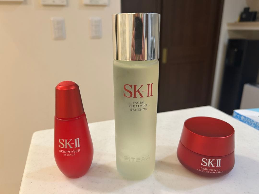 新品同様　SK-II 3点セット　エッセンス、クリーム