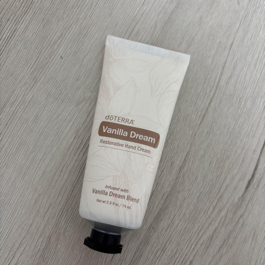 新品未開封 ドテラ バニラドリーム ハンドクリーム ホリデー限定品