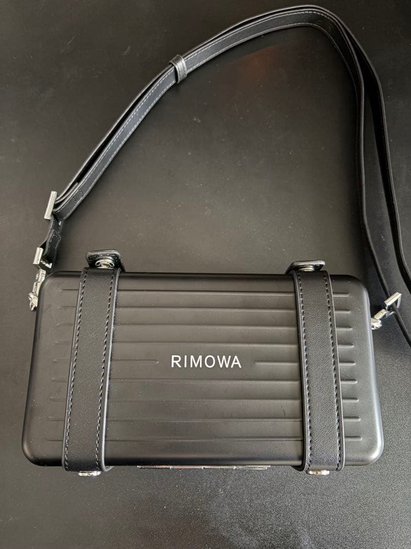 正月限定価格: RIMOWA リモワ ブラック 黒 クロスボディバッグ 肩掛け 楽天市場】リモワ RIMOWA パーソナル PERSONAL ショルダーバッグ