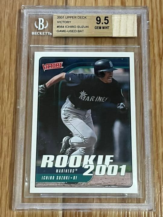 その他 2001 UD VICTORY ICHIRO USED BAT BGS 9.5 2001 Upper Deck Victory Ichiro Suzuki ROOKIE BAT PATCH #564 BGS 8