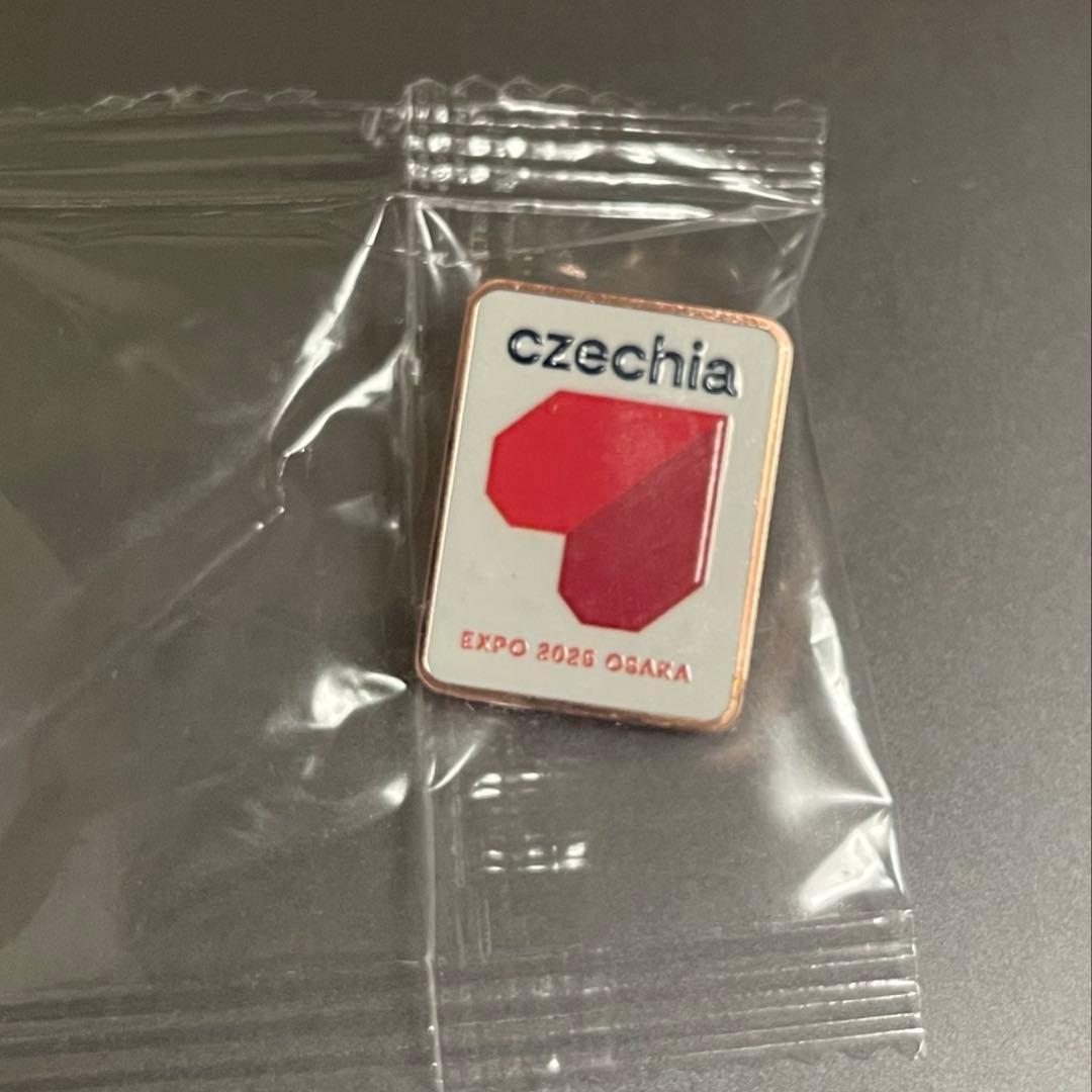 大阪関西万博】チェコ館 非売品ピンバッジ EXPO2025 - メルカリ