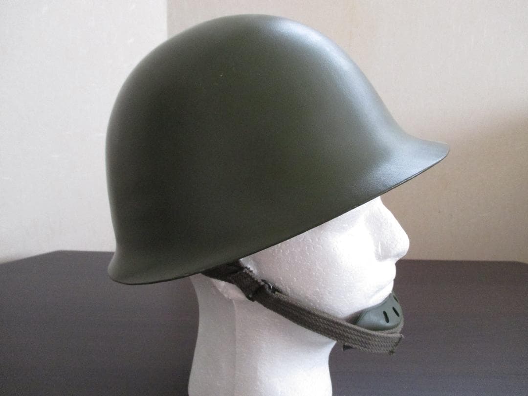 未使用　中国軍　人民解放軍　後期型　金属製　軍用ヘルメット　GK80　PLA