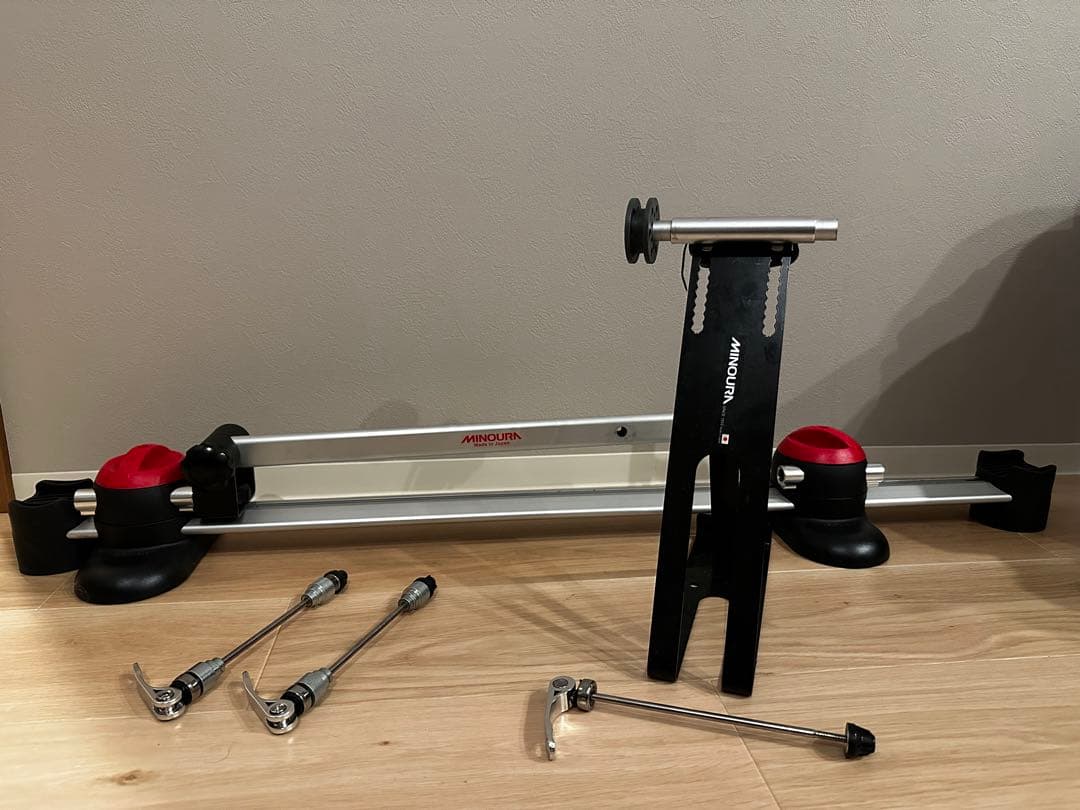 ミノウラ　バーゴ　VERGO-TA2-WH +リアエンドサポート4 リアエンドサポート4 - MINOURA JAPAN