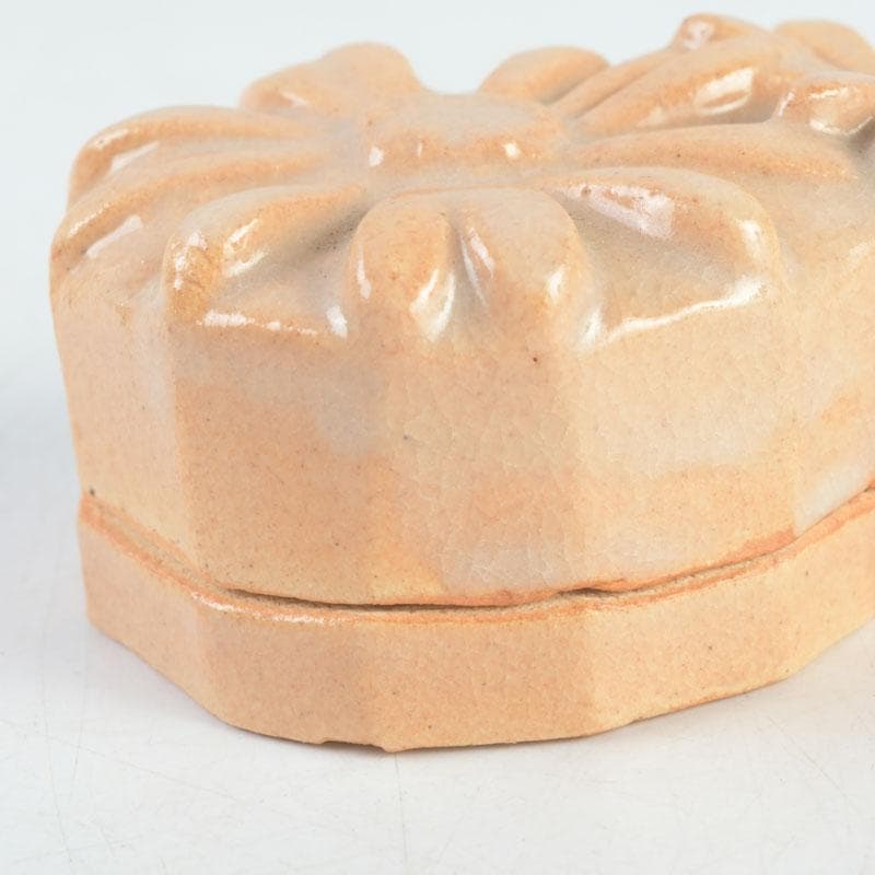 茶道具 萩焼 泥華窯造 坂田泥華 花香合 共箱 V 9729 - メルカリ