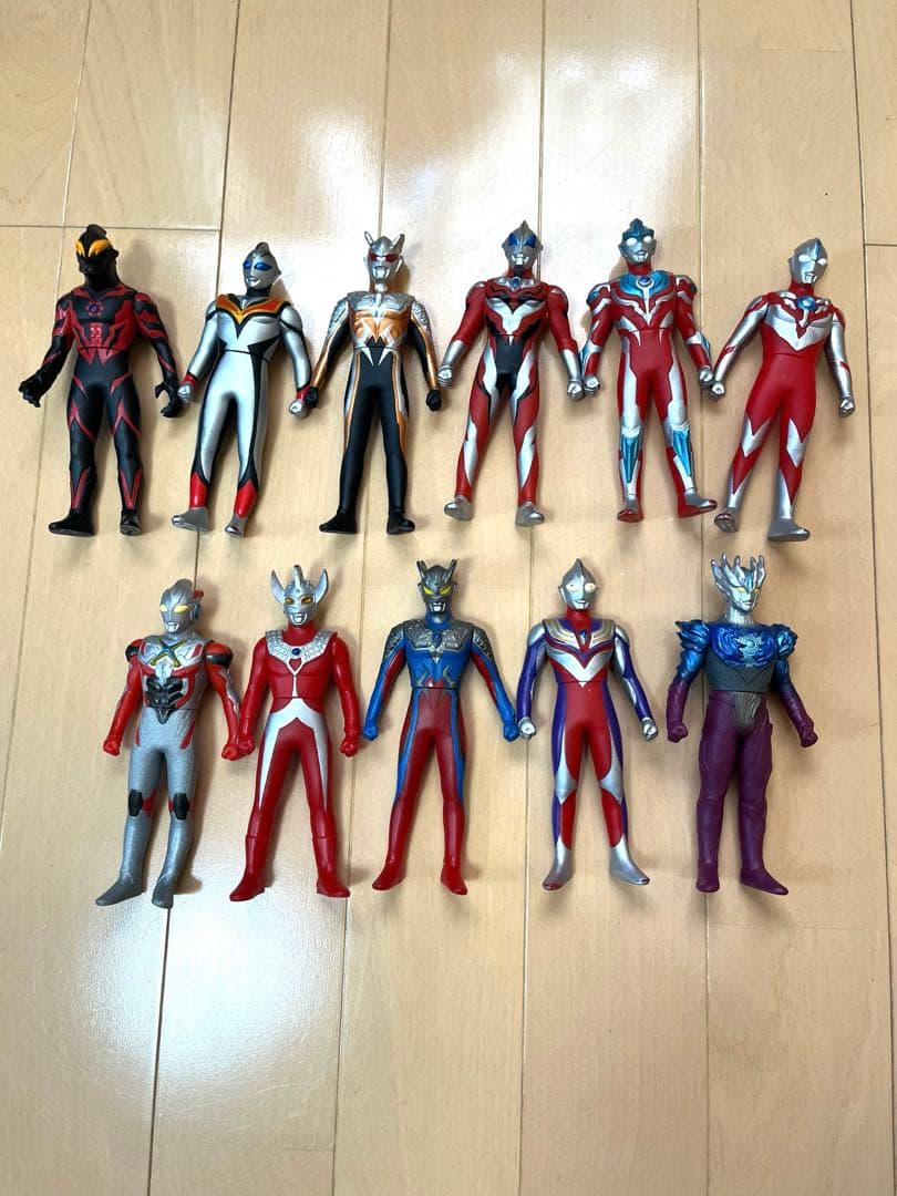 ウルトラマン ソフビ フィギュア まとめ売り レア 限定 86体 - メルカリ